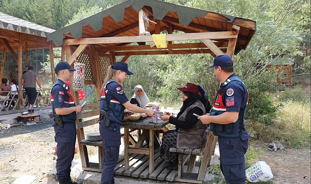 Jandarmadan Yakupabdal Tabiat Parkı'nda orman yangını bilgilendirmesi