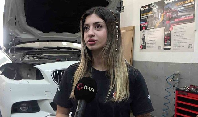 Kadınların da yapabileceğini gösterdi: 19 yaşındaki genç kız tamirhanede ter döküyor