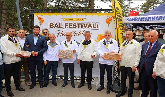 Kahramanmaraş'ta ilk kez bal festivali: 1 kilogram bal yiyen yarışmacı birinci oldu