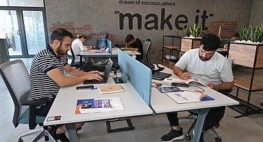 Kampüs Mersin ve Garaj Mersin gençlerle iş dünyasını buluşturuyor