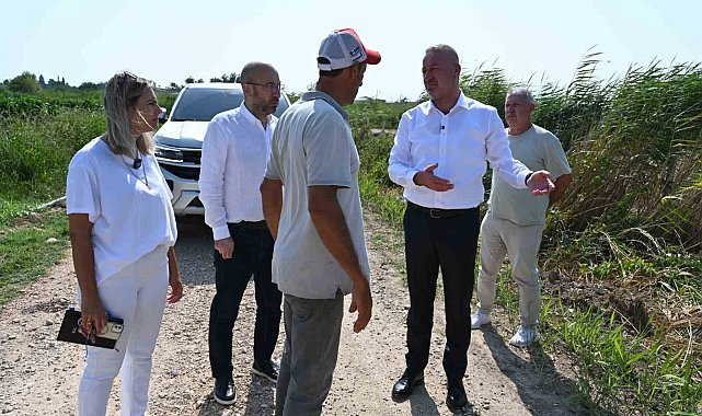 Karacabey Belediyesi kırsaldaki arazi yollarını düzenleniyor
