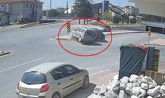 Karaman'da ters yöne giren otomobil kazaya neden oldu