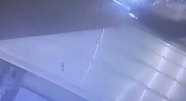 Kars'ta 4 kişinin yaralandığı kaza güvenlik kamerasında