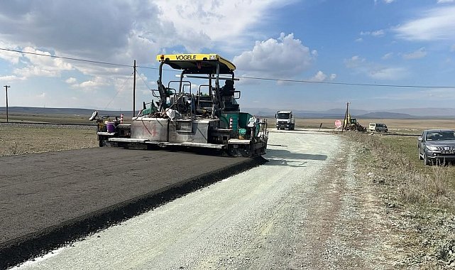Kars'ta kırsal ulaşım atağı başladı