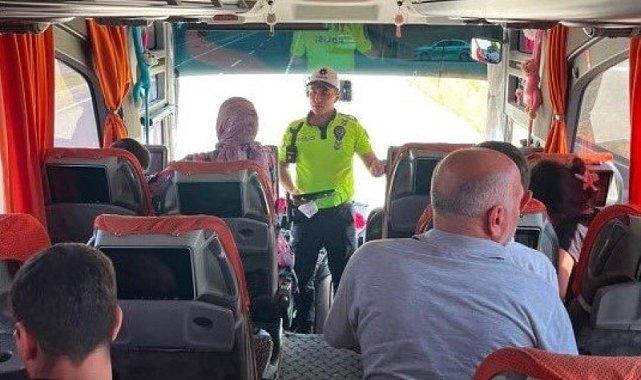 Kars'ta şehirler arası yollarda trafik denetimleri sürüyor