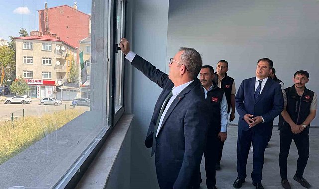 Kars'ta yeni eğitim öğretim yılı öncesi okulda son hazırlıklar