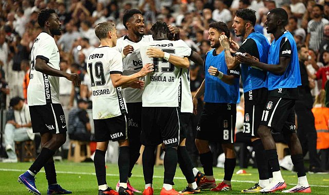 Kartal, evinde 2'de 2 yaptı