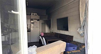 Kastamonu'da ev yangınında baba-oğul yaralandı