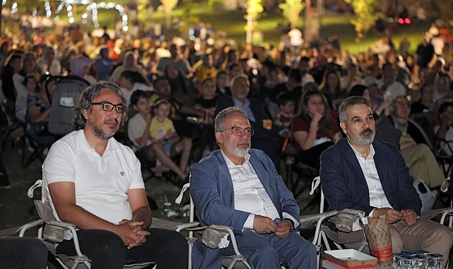 Kayseri Talas'ta Açık Hava Sineması'nda sıra 'Eren'in