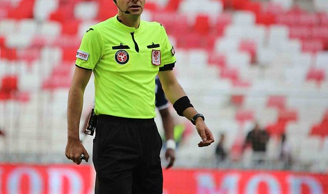Kayserispor - Sivasspor maçını Ali Şansalan yönetecek