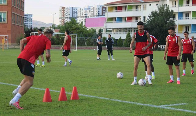 Kayserispor'da Iğdır FK maçının hazırlıkları sürüyor