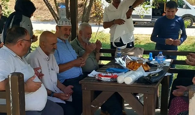 Kemah'ta huzurevi sakinlerine Mevlid-i Nebi Haftası ziyareti
