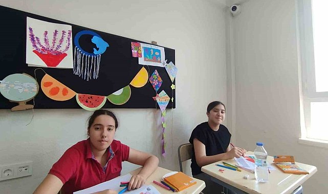 Kemer'de özel bireyler Mola Evi'nde sosyalleşiyor