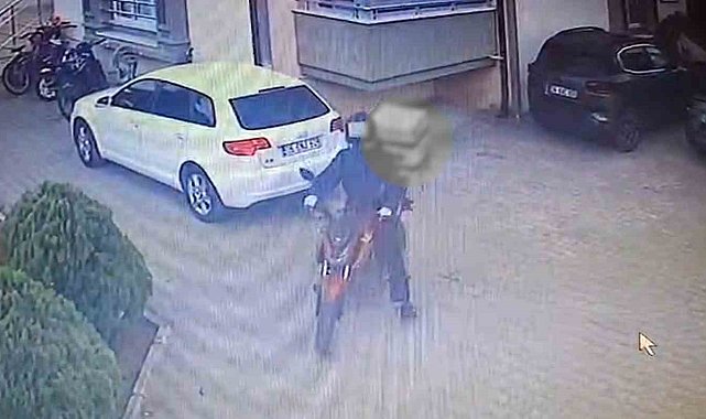 Kendi motosikleti gibi bindi, vitesi boşa atıp götürdü