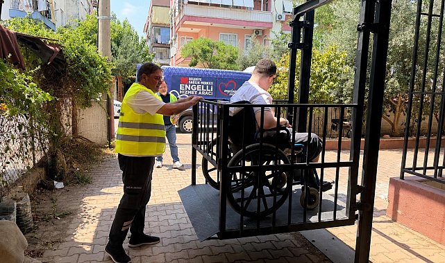 Kepez'de engelleri aşan hizmet