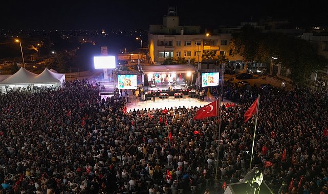 Kilis'te 30 Ağustos'ta Türkiye-Azerbaycan kardeşliği sahneye yansıdı