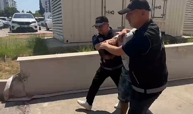 Kırmızı bültenle aranan uyuşturucu taciri yakalandı