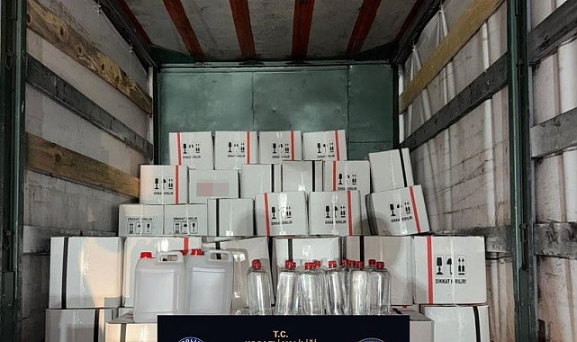 Kocaeli'de 2 bin 400 litre kaçak etil alkol ele geçirildi