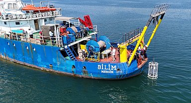 Kocaeli'de İzmit Körfezi'nin nabzı bilimle ölçülüyor