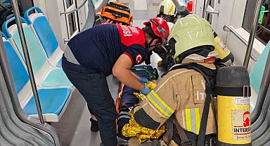 Konak Tramvayı'nda nefes kesen tatbikat