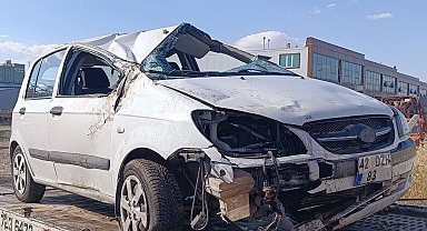 Konya'da devrilen otomobildeki 4 kişi yaralandı