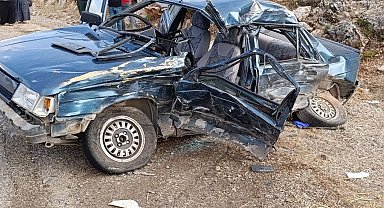 Konya'da tırla otomobil çarpıştı: 1 ölü, 3 yaralı