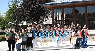 Konya'da gençler yaz okulunda şehri keşfetti