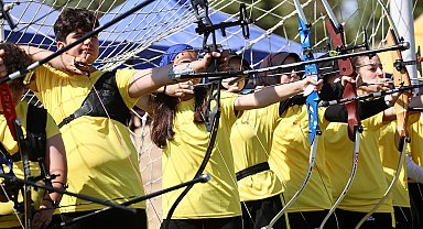 Konya'da Spor Okulları Olimpiyatları'nda büyük heyecan