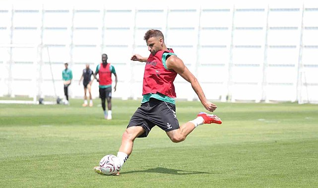 Konyaspor, Fenerbahçe maçı hazırlıklarını sürdürdü