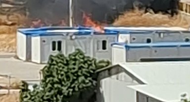 Kopan elektrik tellerinden çıkan kıvılcım yangına neden oldu