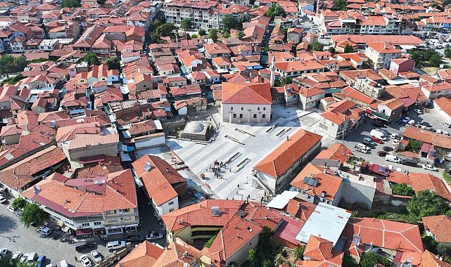 Kula'nın tarihi merkezine yeni meydan