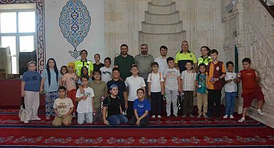Kur'an kursu öğrencilerine uygulamalı trafik eğitimi
