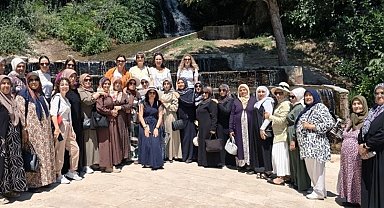 Kursiyer kadınlar doğayı keşfetti
