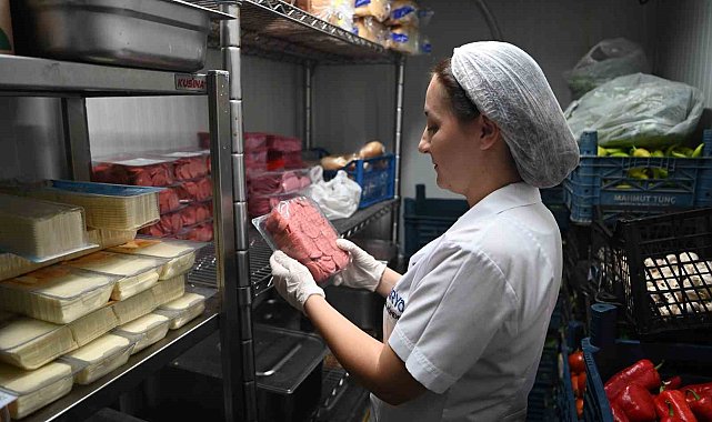 Kuşadası Belediyesi tesislerinde hijyen denetimleri aralıksız sürüyor