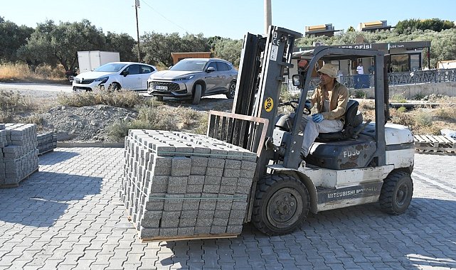 Kuşadası Belediyesi'nden Deirmendere'ye 6 bin metrekarelik yol