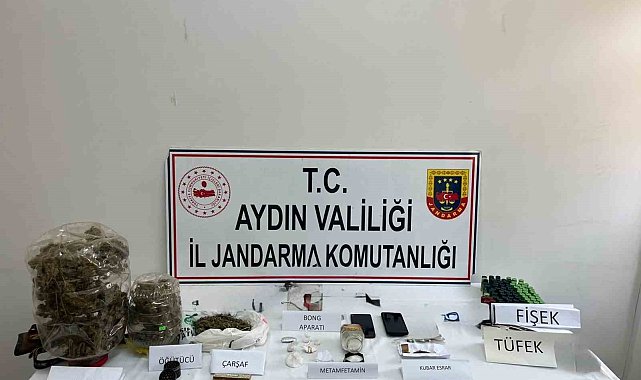 Kuşadasın'da 11 adrese eş zamanlı baskın: 12 gözaltı