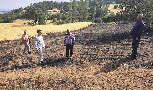 Kütahya Mustafalar köyünde yangın sonrası zarar gören alanlarda hasar tespit çalışması