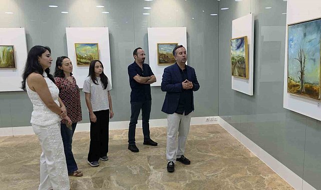 Kütahya'da Ahmet İmre'nin "Mekânın Hafızası" sergisi sanatseverlerle buluştu