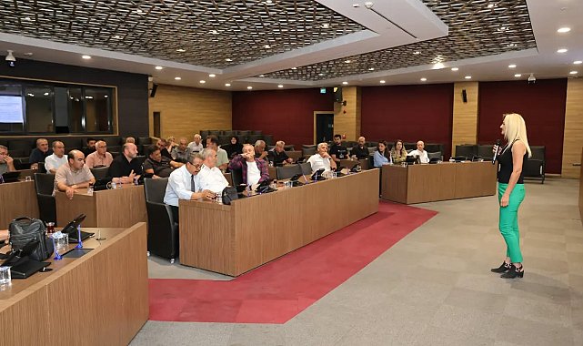 Kütahya'da mahalle muhtarlarına 'Depozito Yönetim Sistemi' tanıtıldı
