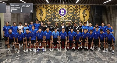 Kütahyaspor altyapı sporcularına Başkan Kahveci'den destek