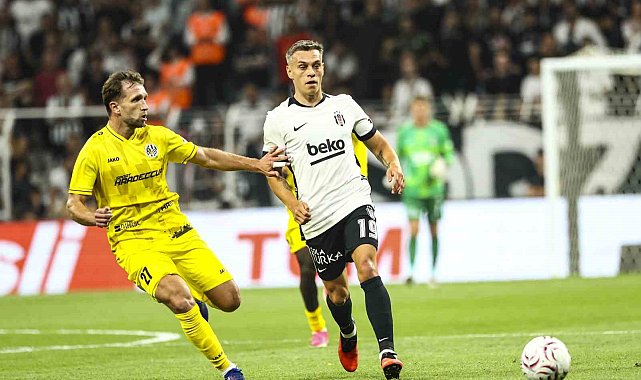 Leandro Trossard ilk kez Beşiktaş formasını giydi