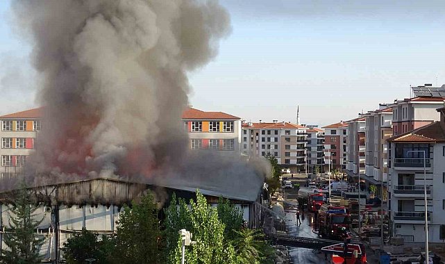 Malatya'da işçilerin kaldığı yatakhane yandı