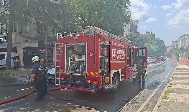 Maltepe'de elektrikli araç alev topuna döndü
