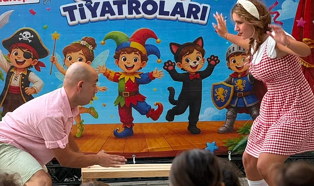 Maltepe'de yaz tiyatroları çocukları eğlendiriyor