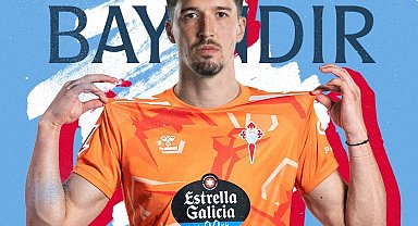 Manchester United, milli file bekçisi Altay Bayındır'ın Celta Vigo'ya kiralandığını açıkladı.