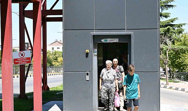 Manisa Büyükşehir'den Kuşlubahçe'deki üst geçide asansör kolaylığı