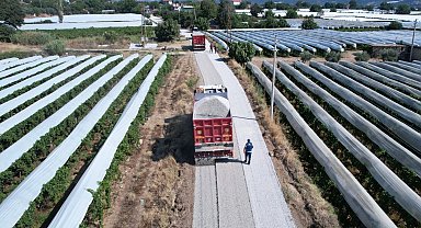 Manisa Sarıgöl'de hasat öncesi yollar yenileniyor