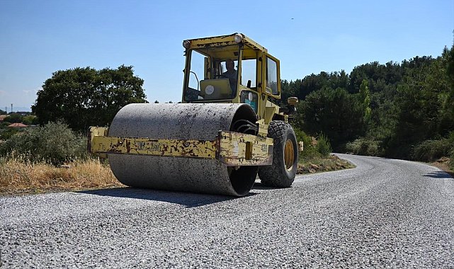 Manisa'da asfalt çalışmaları hızla devam ediyor