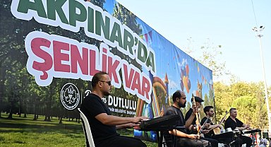 Manisa'da "Akpınar'da Şenlik Var" renkli görüntülere sahne oldu