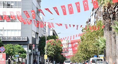 Manisa'nın Kurtuluş coşkusu ilçelere yayılacak